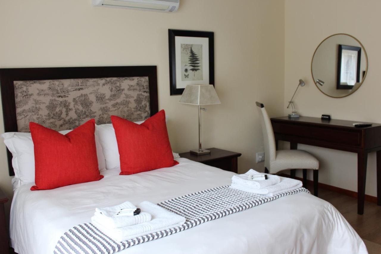 Topaz Cove Luxury Villas Edenvale Exterior photo