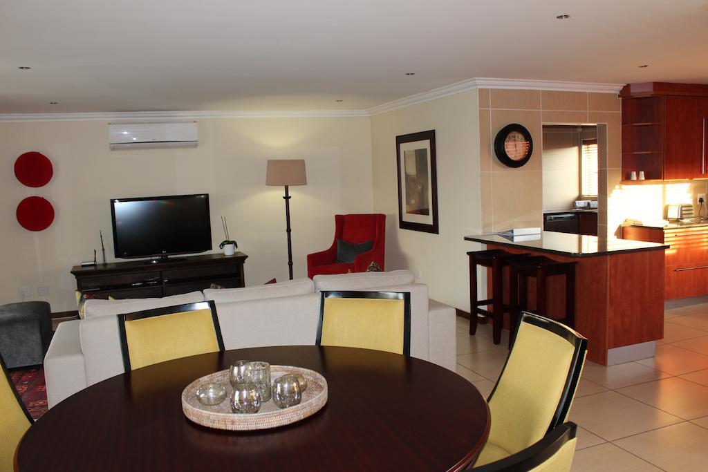 Topaz Cove Luxury Villas Edenvale Exterior photo