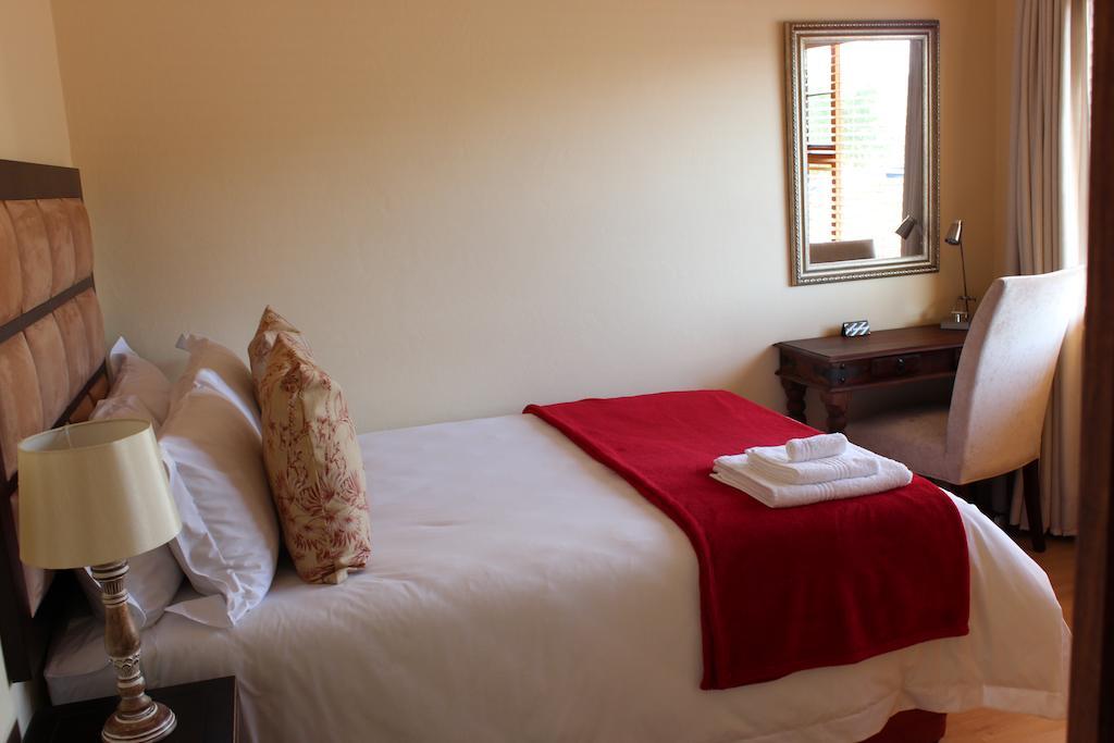 Topaz Cove Luxury Villas Edenvale Exterior photo