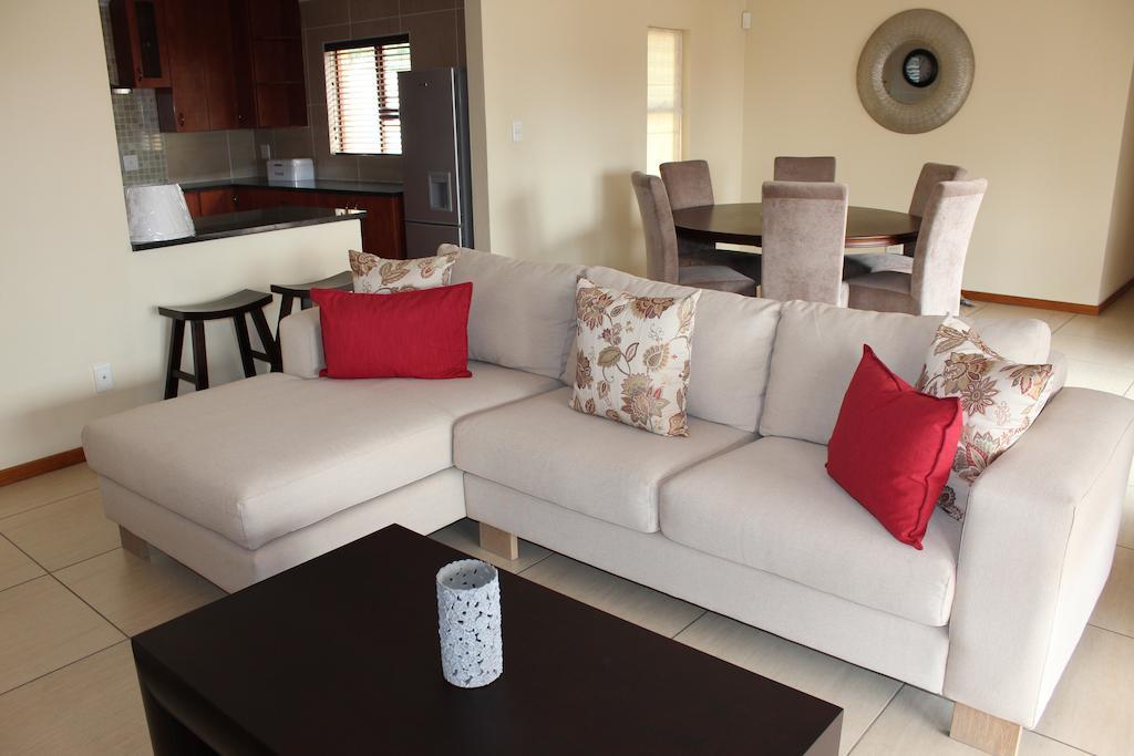 Topaz Cove Luxury Villas Edenvale Exterior photo